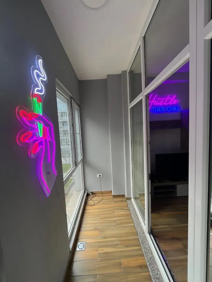 דירה טיראנה Stylish Apartament With Ps4 At Kika2 אלבניה